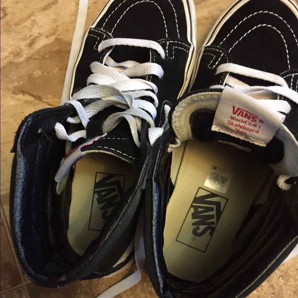 Vans - Picture 6 of 6
